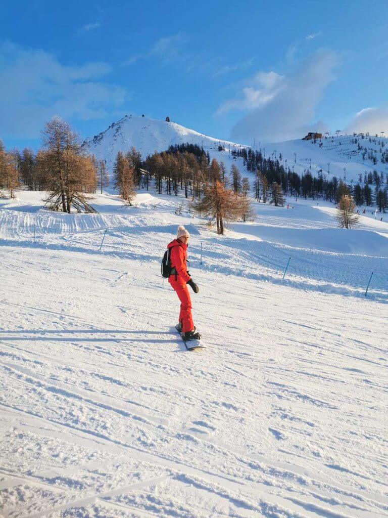 Nat skiing in Bardonecchia, one of the best ski resorts near Turin. Perfect for a day trip from Turin. 